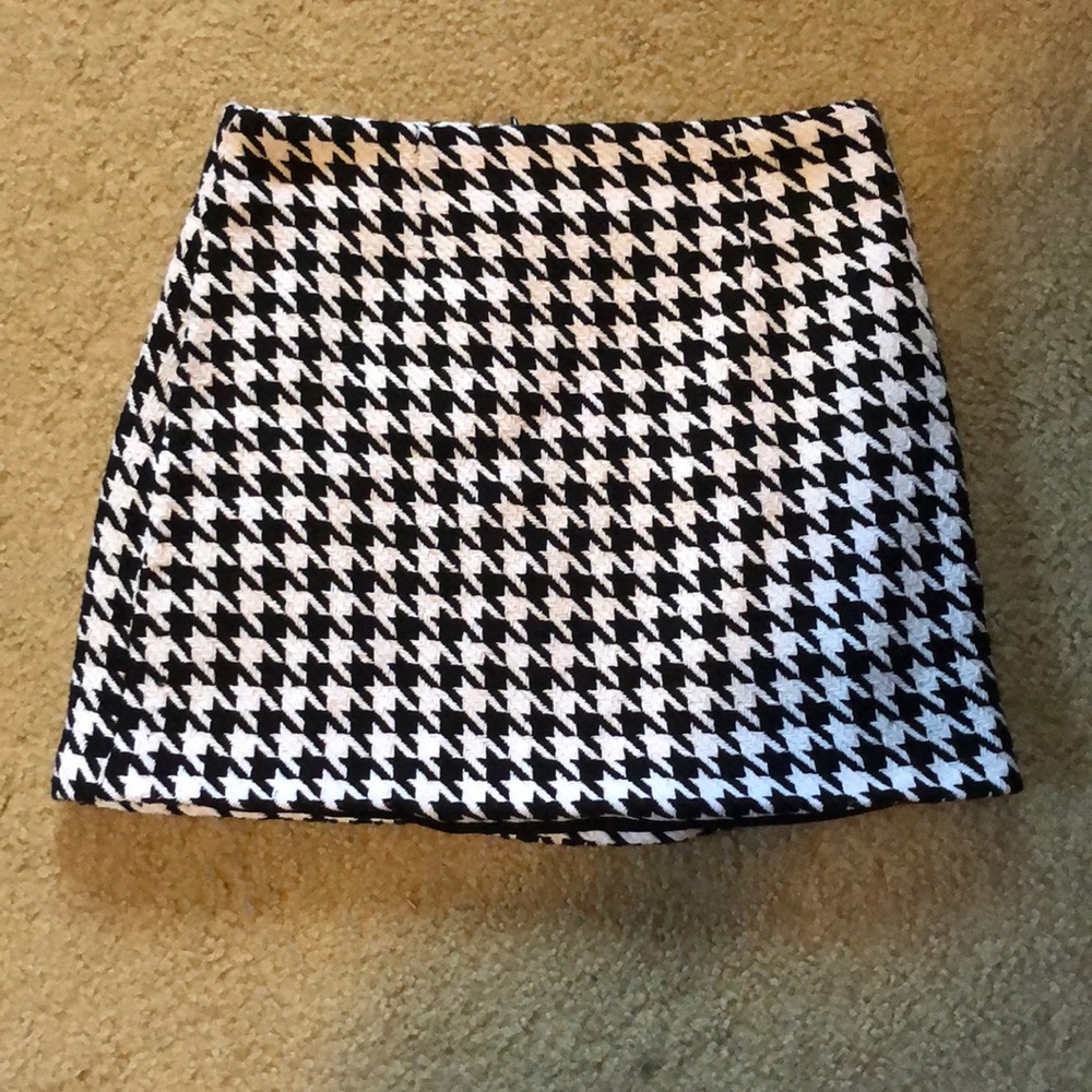 Forever 21 mini skirt